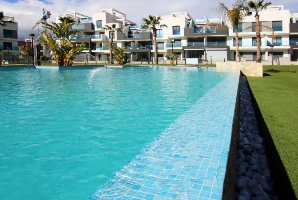 Àtic amb piscina en venda a El Raso, imagen 41