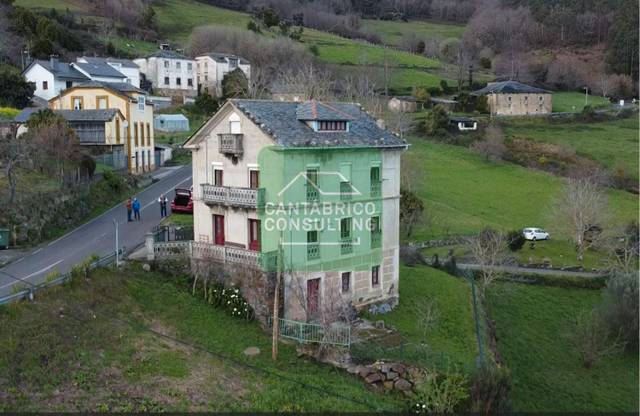 Casa-chalet en Venta en Boal