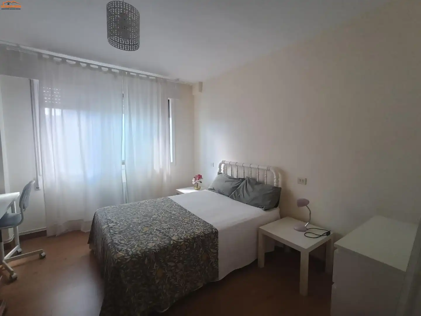 Habitación de Piso en venta en Tomiño con Calefacción, Terraza y Balcón