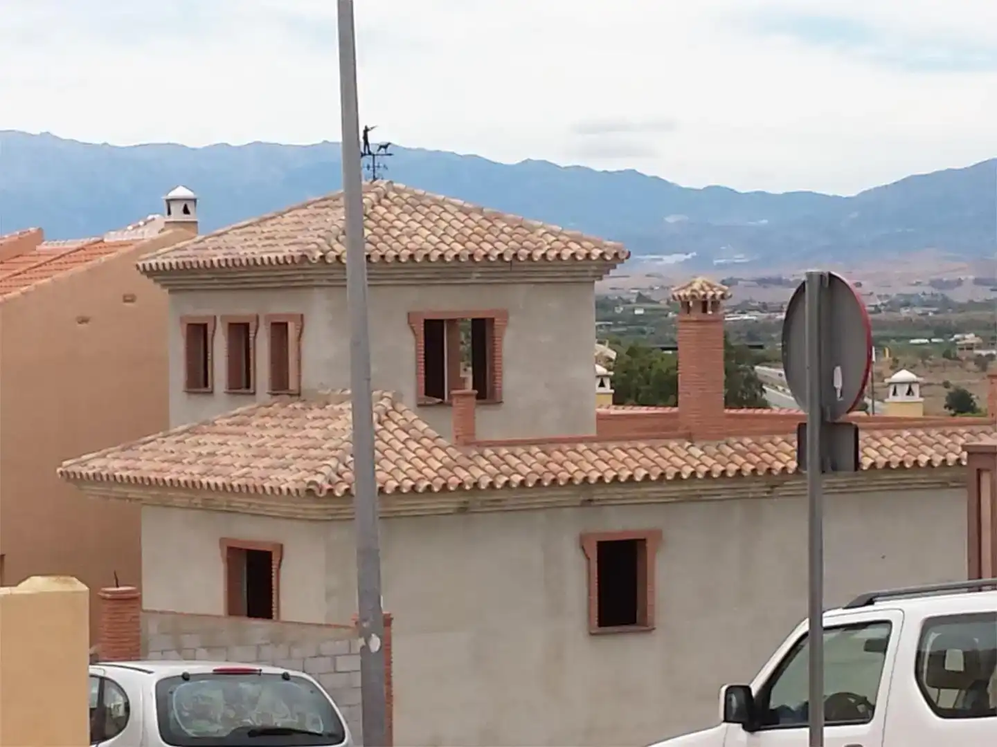 Vista exterior de Casa o xalet en venda en Cártama amb Balcó