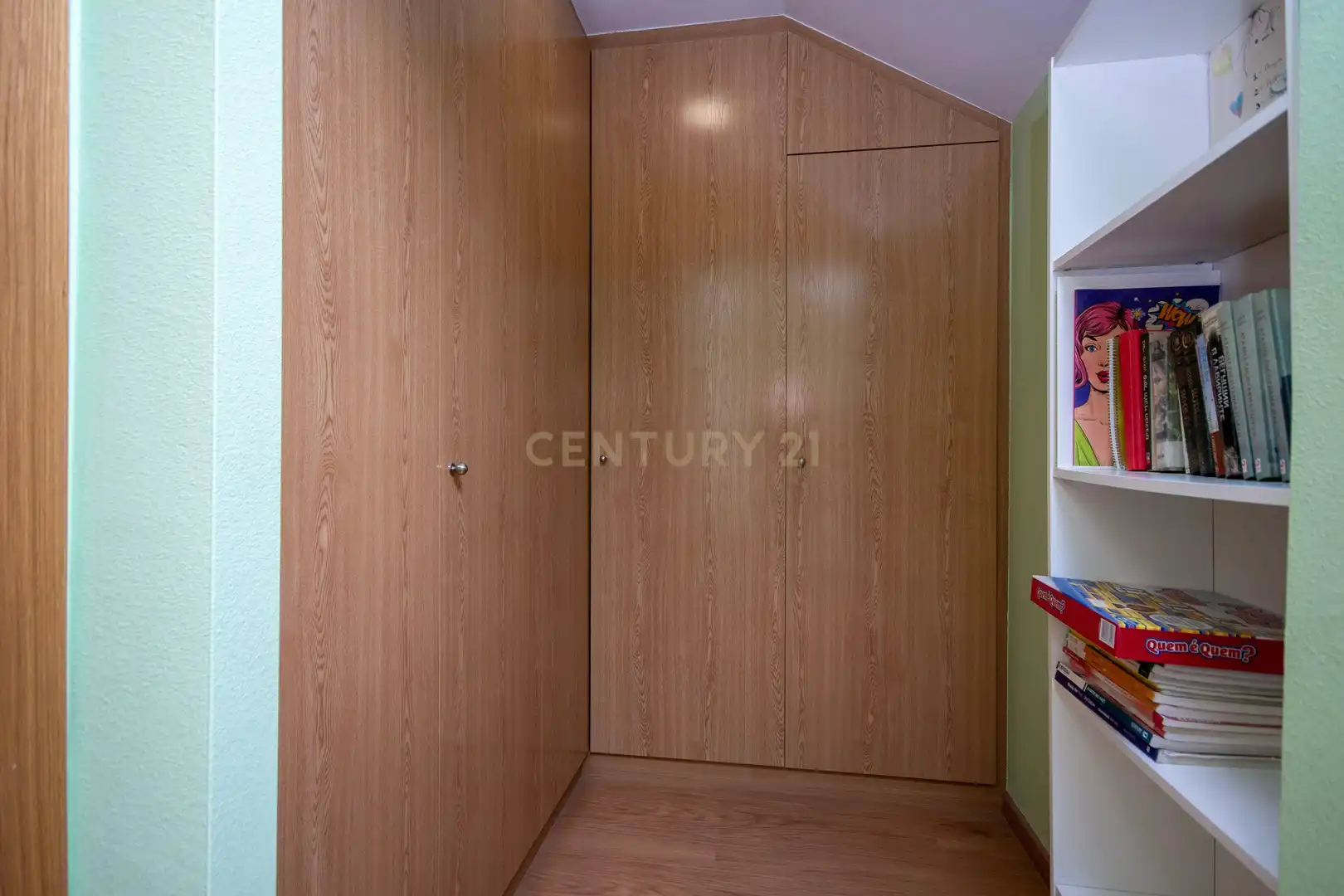 Habitación de Casa adosada en venta en Alicante / Alacant con Aire acondicionado, Balcón y Piscina comunitaria