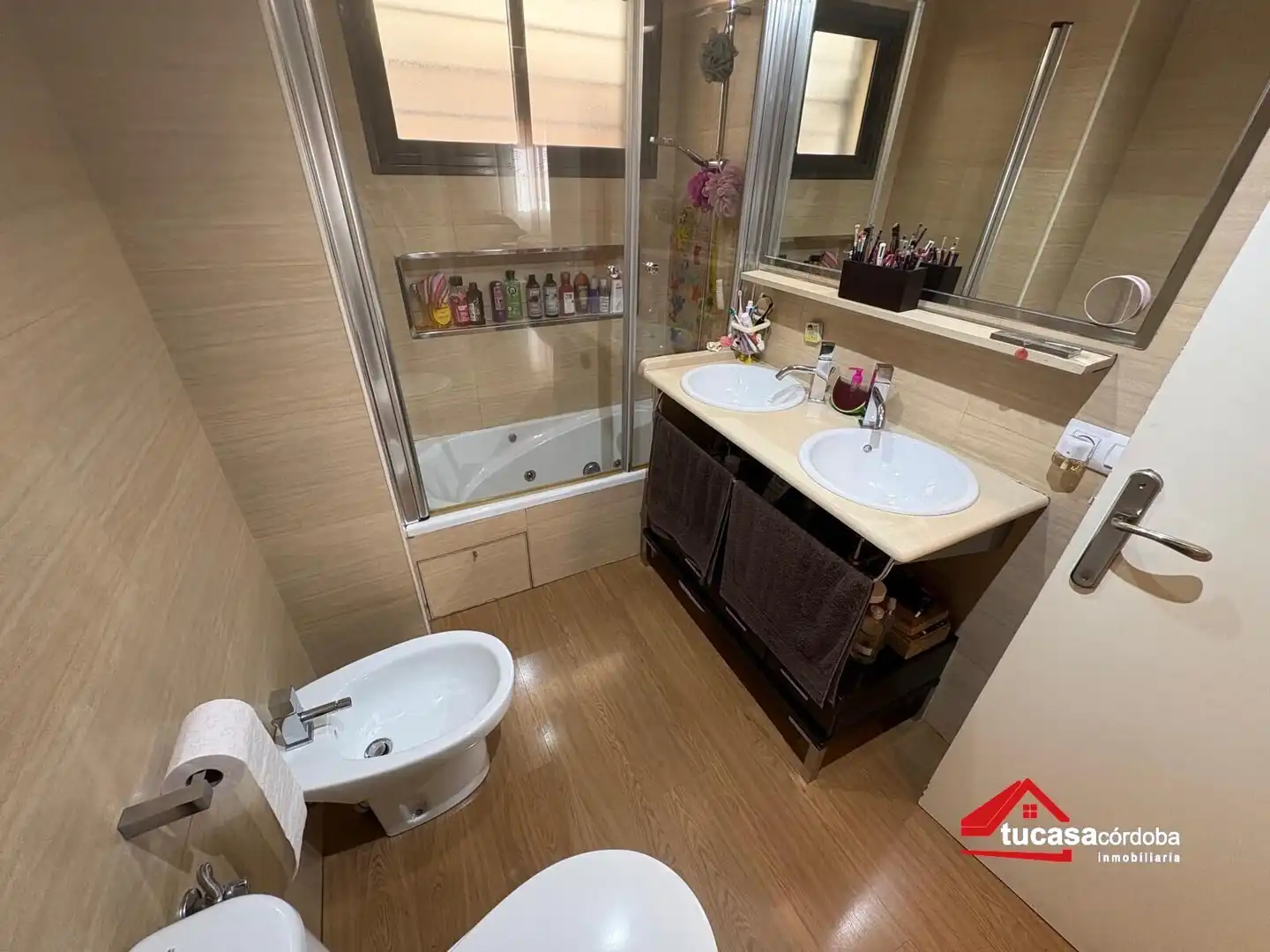 Bathroom of Flat for sale in Córdoba  with Air Conditioner and Balcony