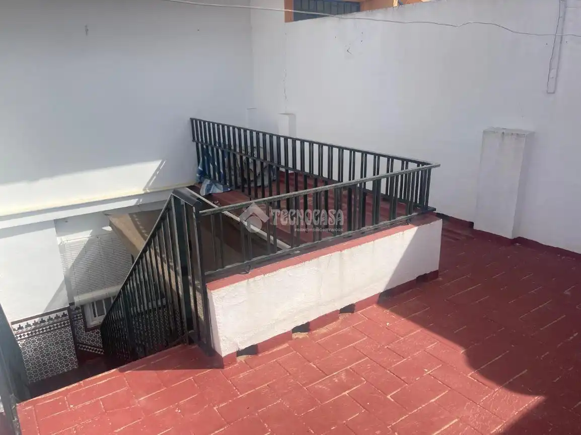 Terrassa de Casa adosada en venda en Sevilla amb Aire condicionat