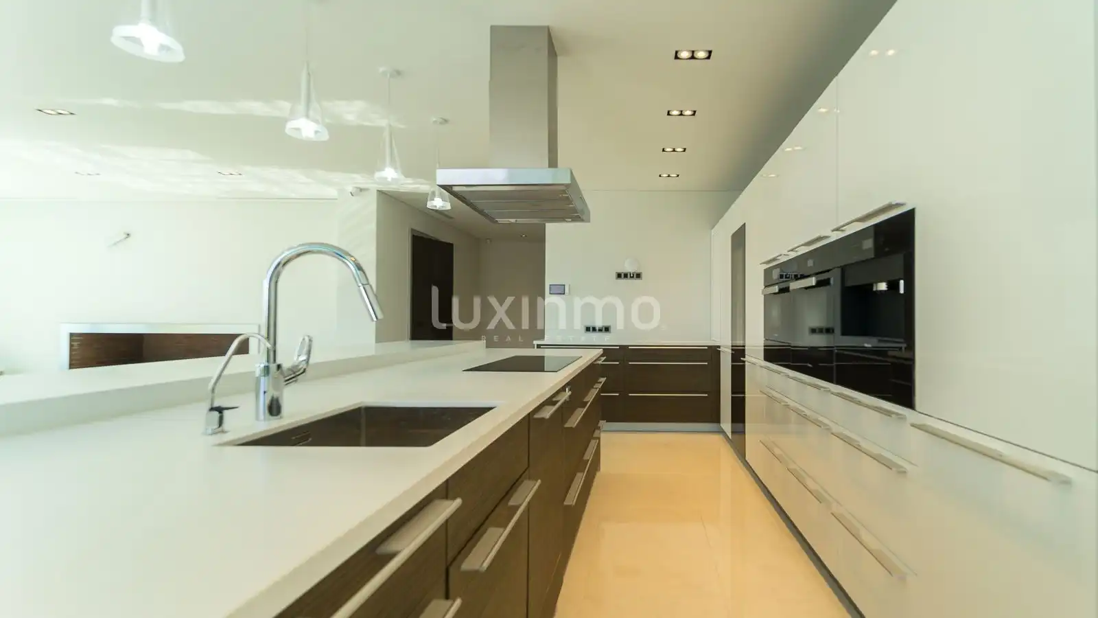 Cocina de Casa o chalet en venta en Altea con Aire acondicionado, Calefacción y Jardín privado