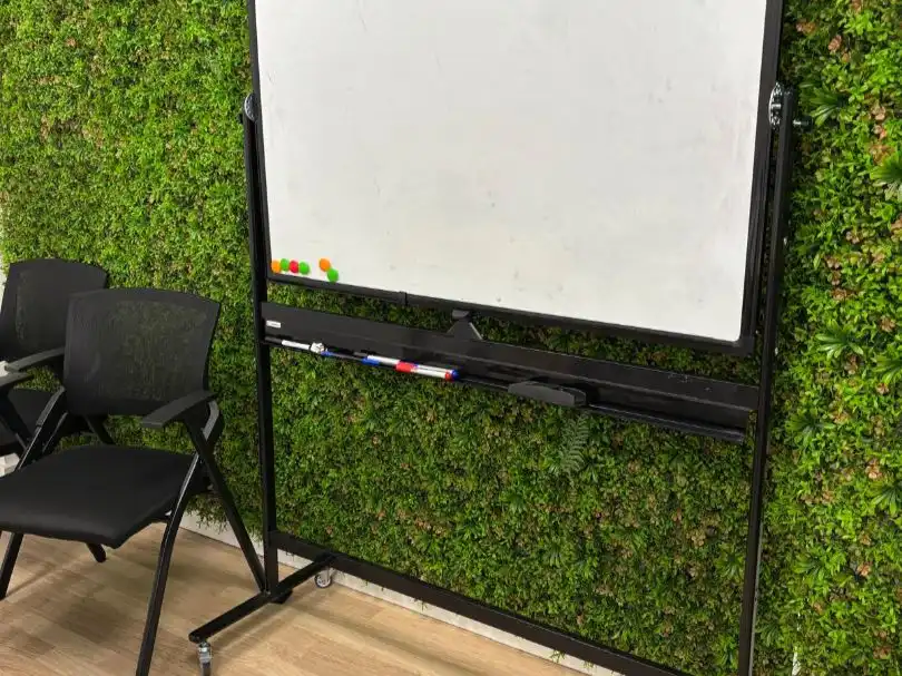 Garden of Office for rent in Camins al Grau