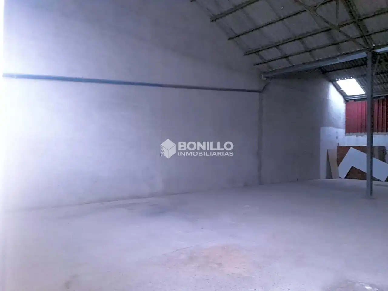 Nave industrial de alquiler en ATENAS, Centro