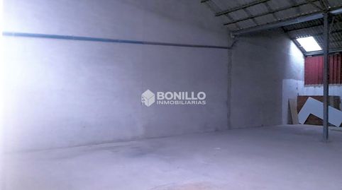 Foto 3 von Fabrikhallen zur Miete in Atenas, Centro, Teruel Capital