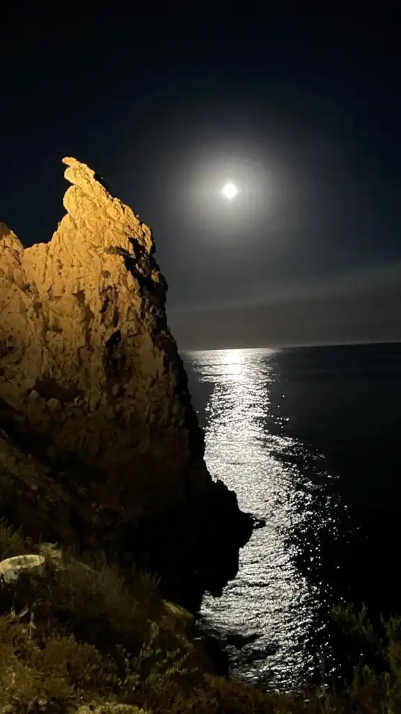 Vista exterior de Casa o xalet en venda en Águilas amb Calefacció, Piscina i Balcó
