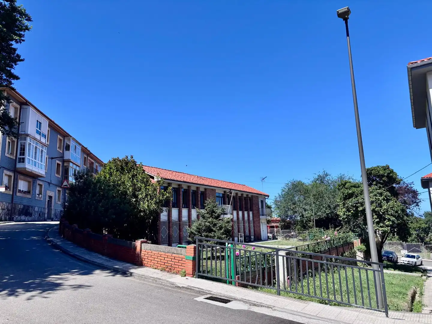 Exterior view of Flat for sale in Gijón   with Parquet flooring