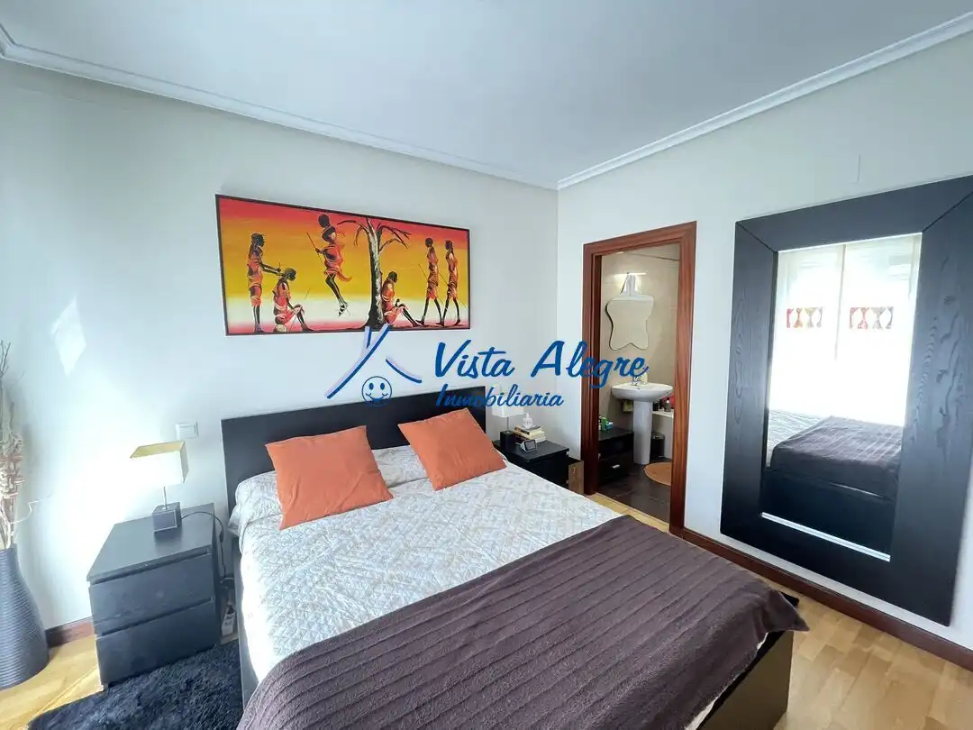 Schlafzimmer von Einfamilien-Reihenhaus zum Verkauf in Zarratón mit Heizung, Privatgarten und Parkett