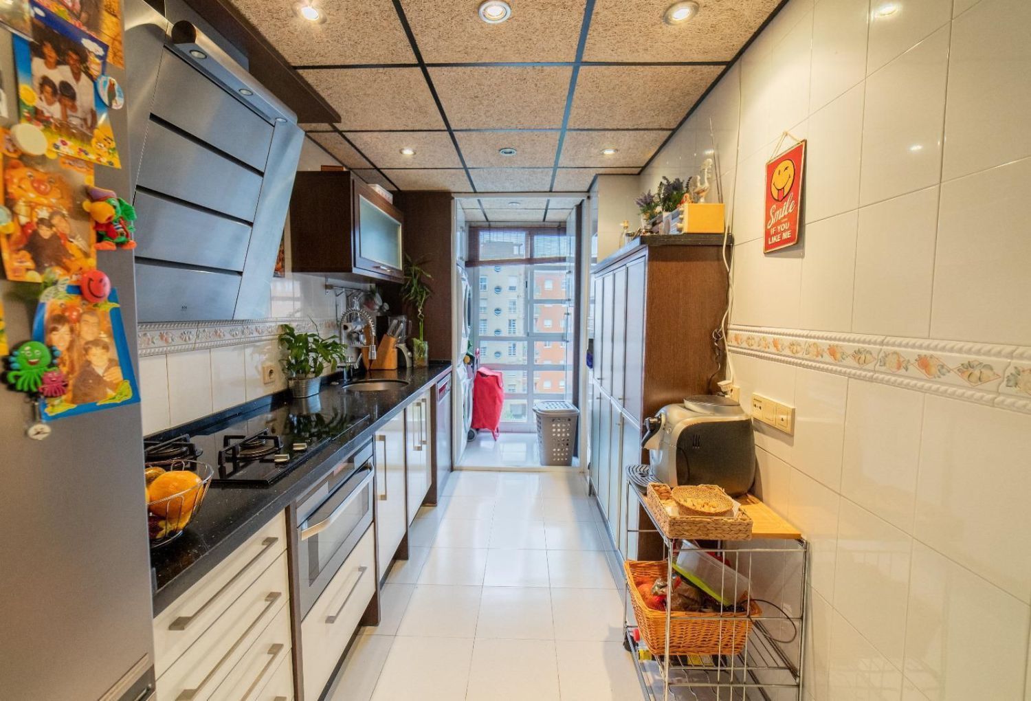 Kitchen of Flat for sale in  Sevilla Capital  with Air Conditioner, Terrace and Community pool