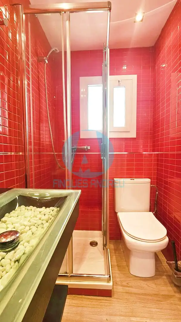 Baño de Piso en venta en Caldes d'Estrac con Calefacción