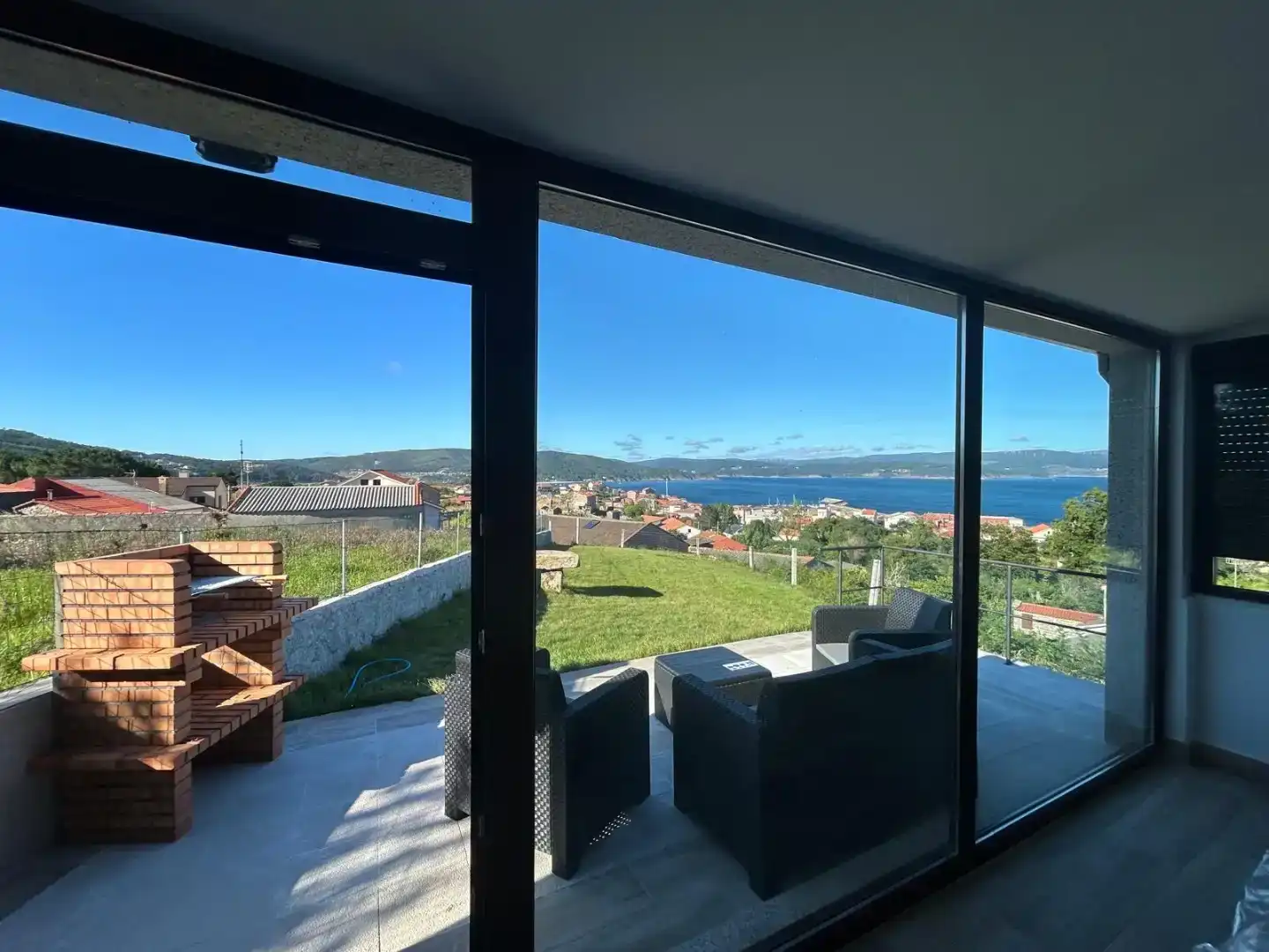 Terrassa de Casa adosada en venda en Fisterra amb Jardí privat, Parquet i Moblat