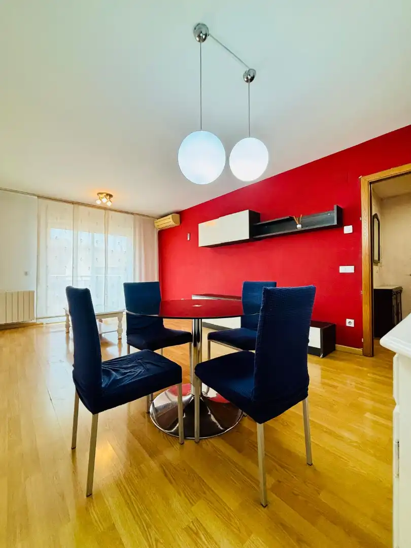 Comedor de Piso en venta en Girona con Aire acondicionado, Calefacción y Parquet