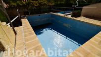 Piscina de Casa adosada en venda en Paterna amb Aire condicionat, Terrassa i Piscina