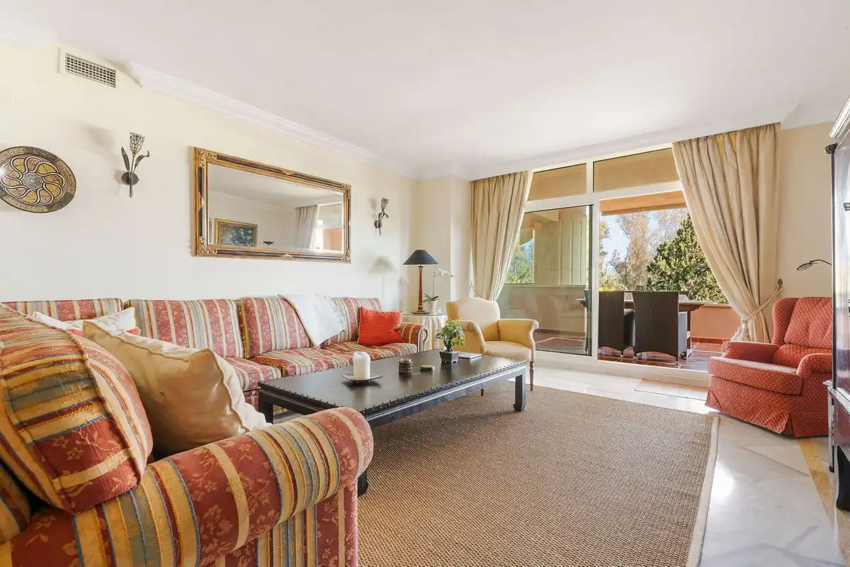 Appartamento con terrazza in vendita a Nueva Andalucía, imagen 4
