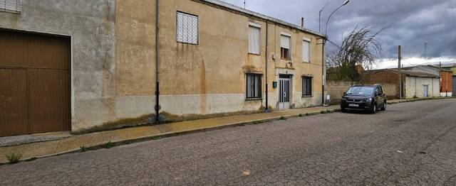 Casa-chalet en Venta en Cebrones del Río