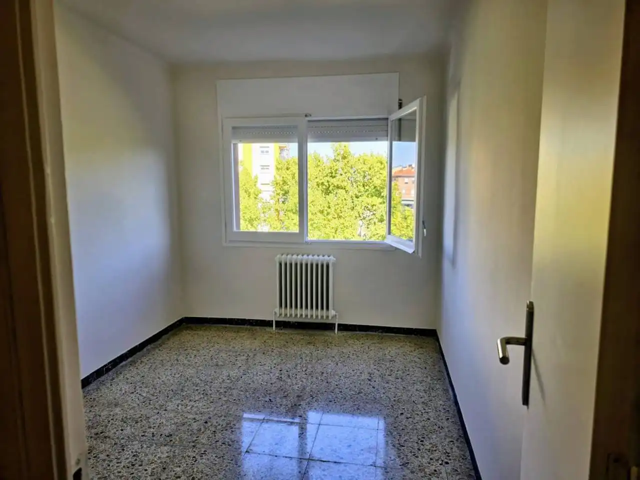 Bedroom of Flat for sale in Centre  
