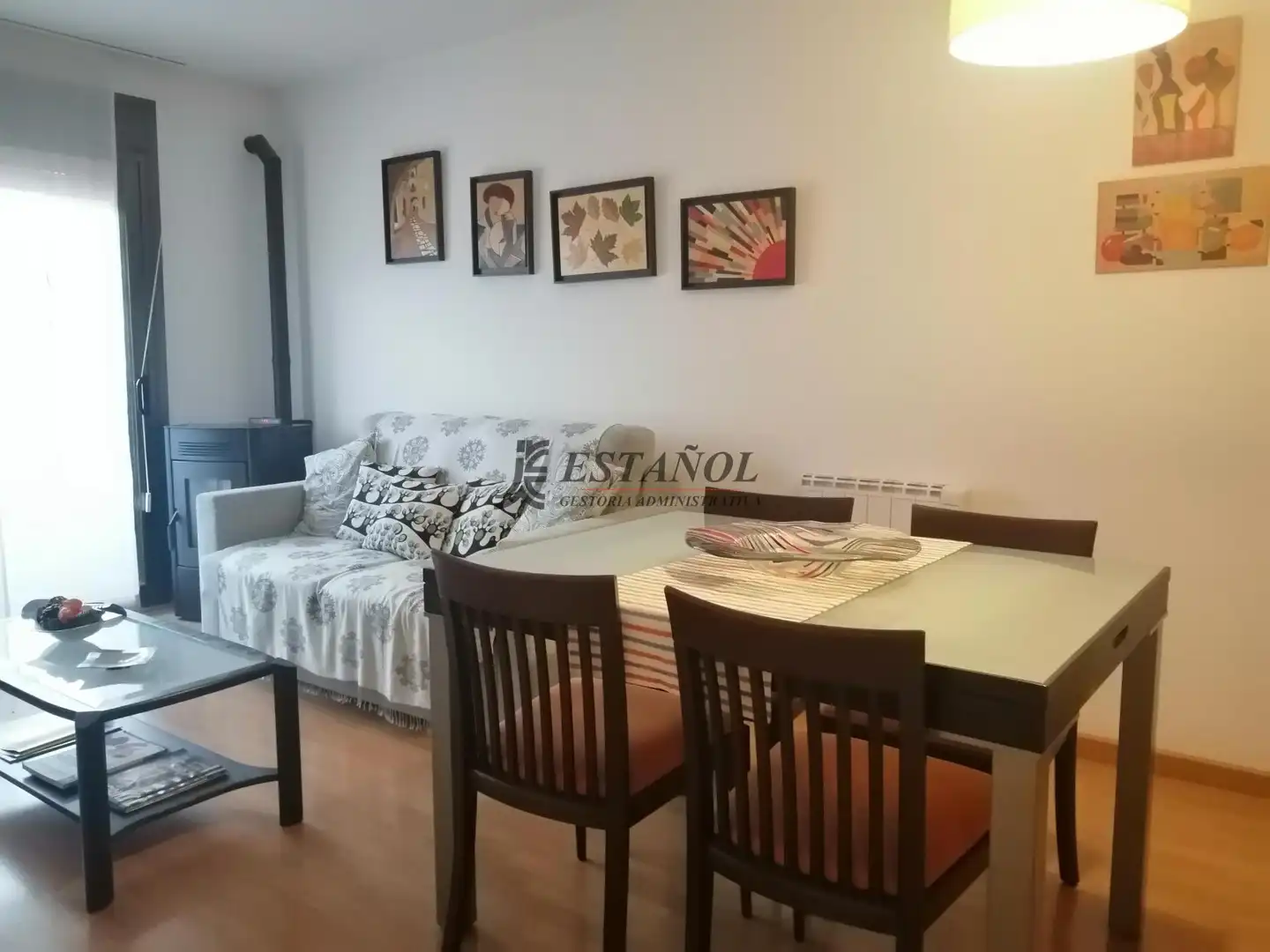 Wohnzimmer von Wohnung zum Verkauf in Coll de Nargó mit Heizung