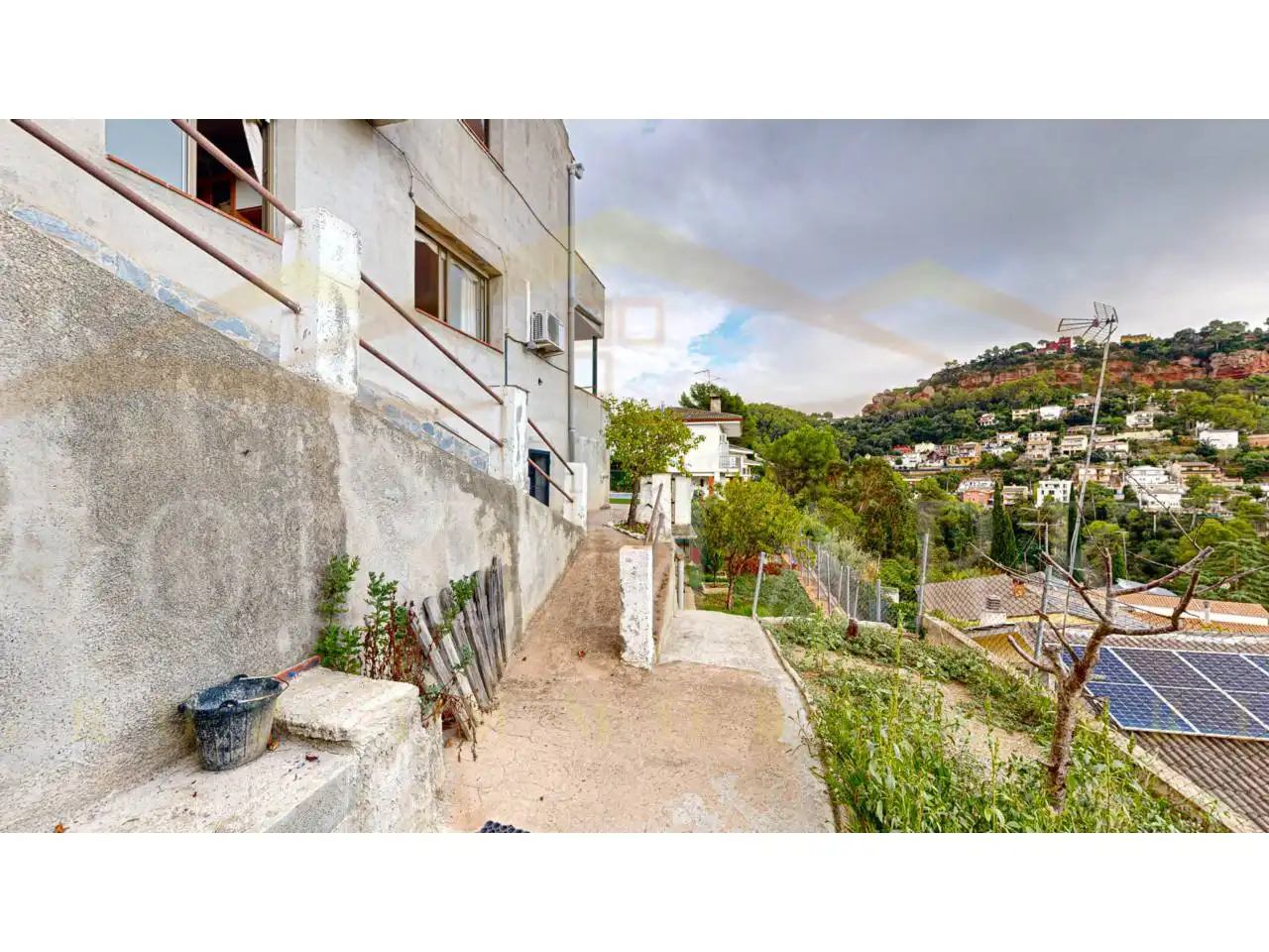 Vista exterior de Casa o chalet en venta en Corbera de Llobregat con Aire acondicionado, Calefacción y Jardín privado