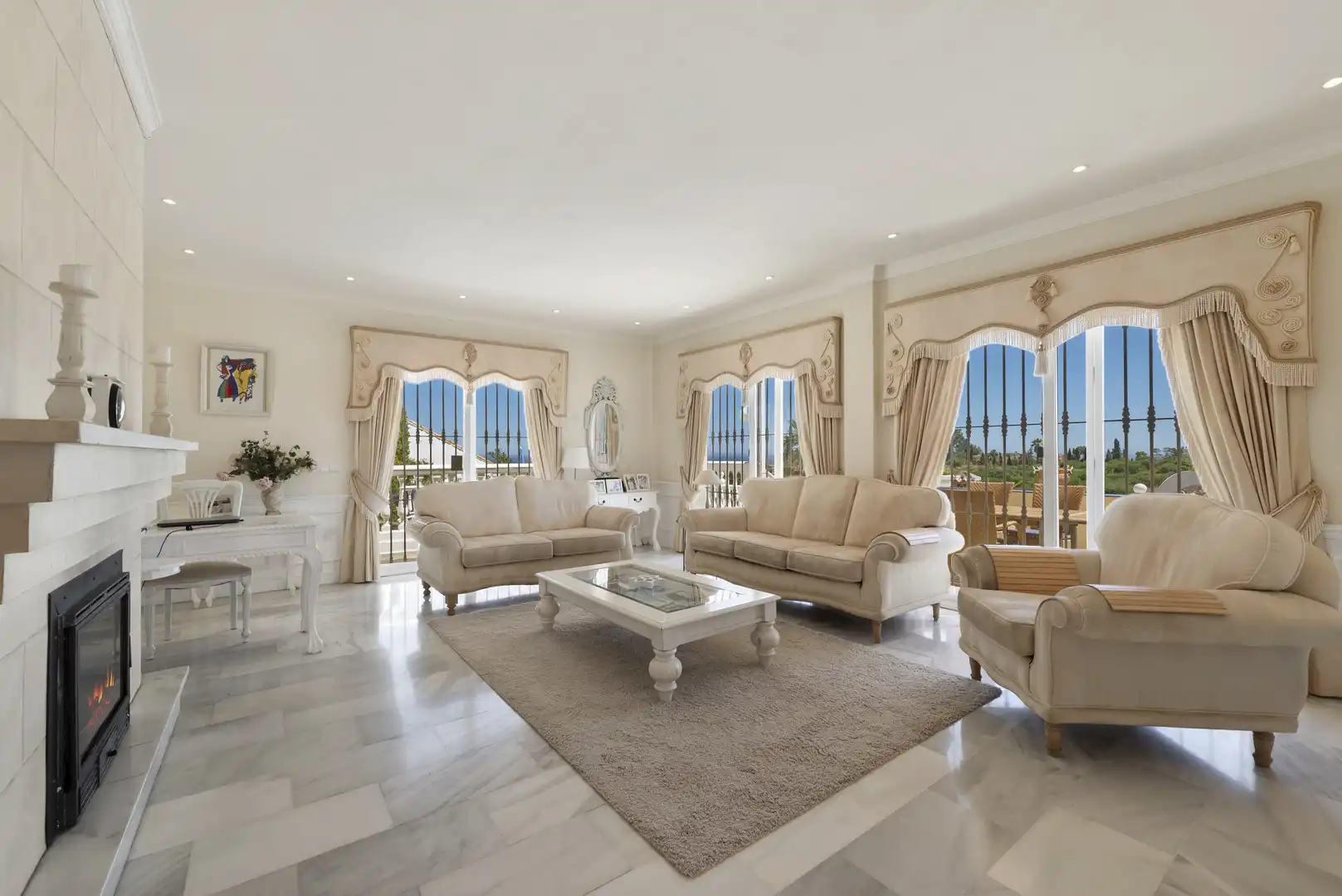Sala de estar de Casa o chalet en venta en Mijas con Aire acondicionado, Jardín privado y Terraza