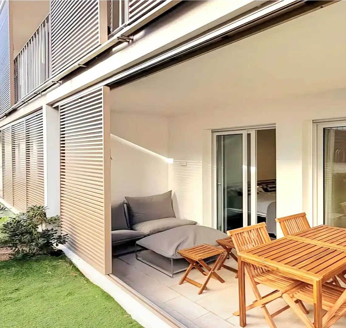 Terrasse von Wohnungen zur Miete in Jávea / Xàbia mit Klimaanlage, Heizung und Privatgarten