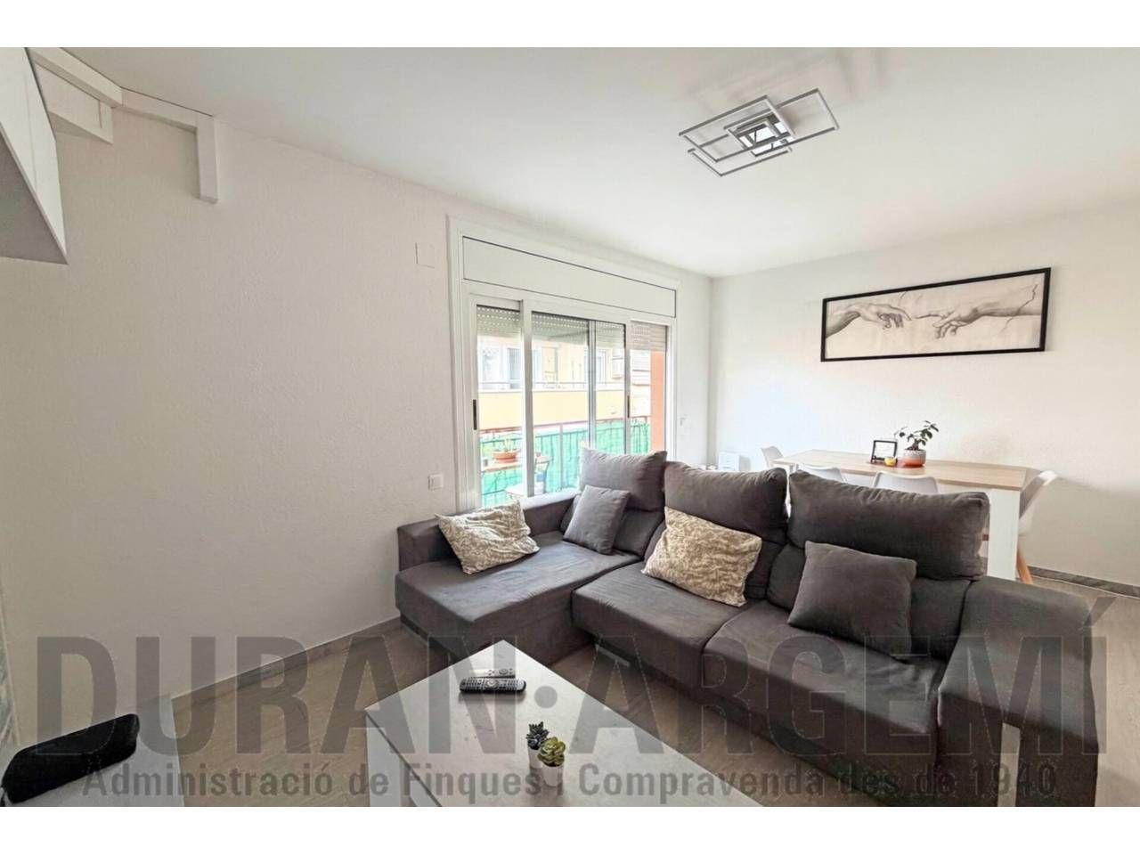 Vista exterior de Ático en venta en Terrassa con Aire acondicionado, Calefacción y Parquet