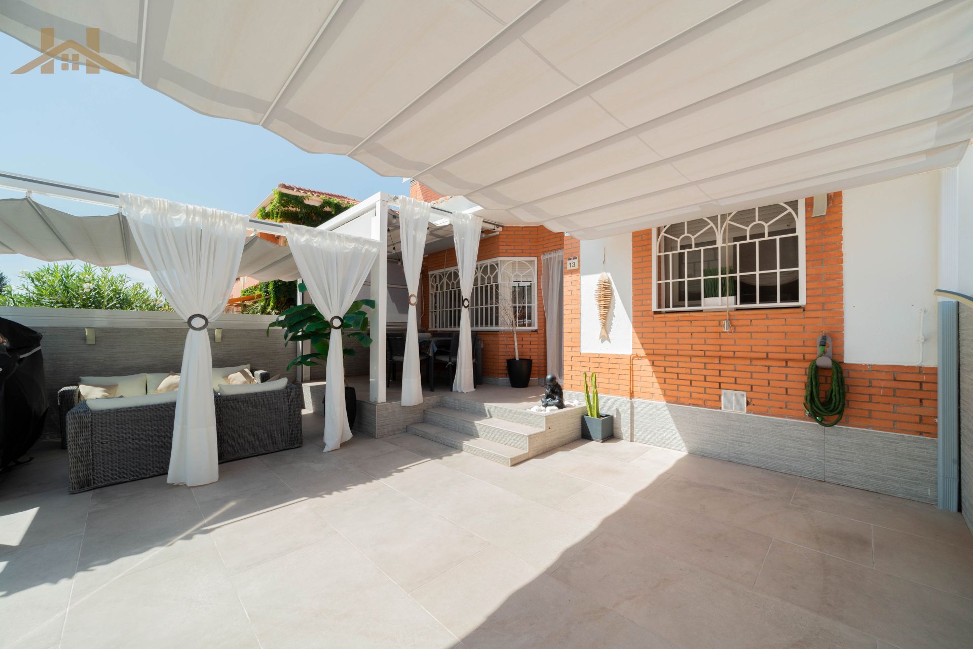 Terrace of Single-family semi-detached for sale in Griñón  with Air Conditioner, Heating and Private garden