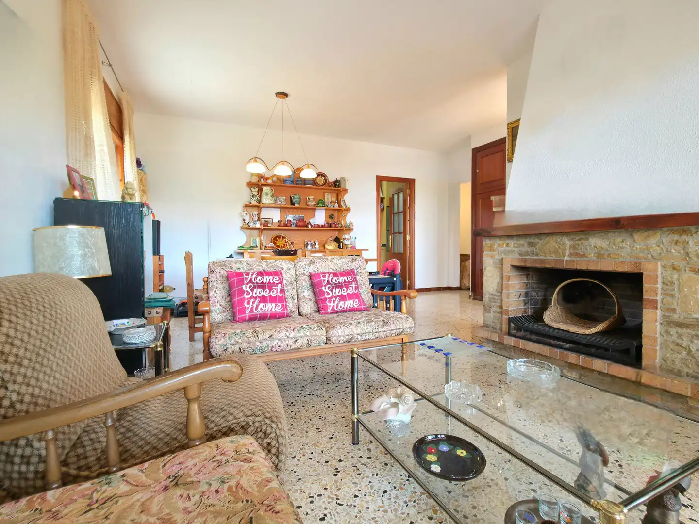 Wohnzimmer von Haus oder Chalet zum Verkauf in Corbera de Llobregat mit Heizung, Privatgarten und Terrasse