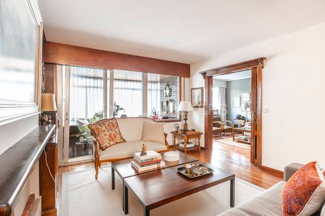 Apartamento en Venta en Ríos Rosas - Nuevos Ministerios