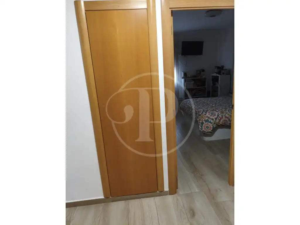 Dormitori de Apartament en venda en Mislata amb Aire condicionat i Balcó