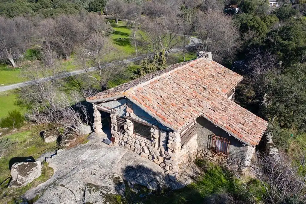 Vista exterior de Casa o chalet en venta en Colmenar del Arroyo