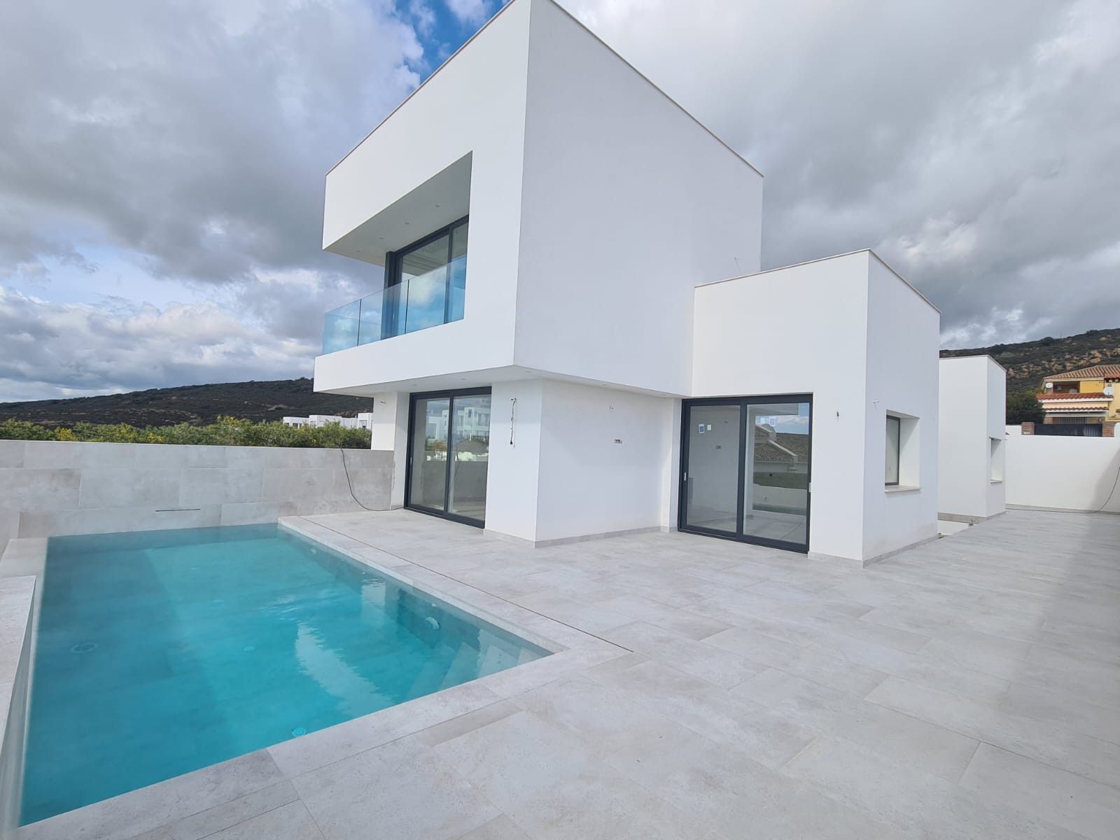 Swimming pool of House or chalet for sale in  Cádiz Capital  with Air Conditioner, Terrace and Swimming Pool