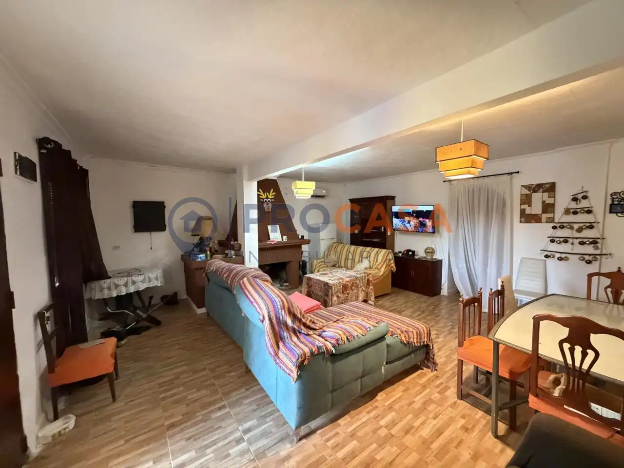 Wohnzimmer von Country house zum Verkauf in Utrera