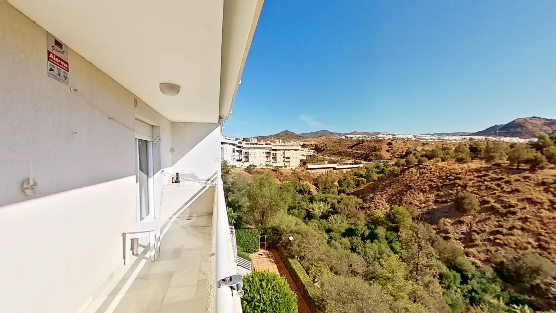 Vista exterior de Piso en venta en Málaga con Terraza y Piscina comunitaria