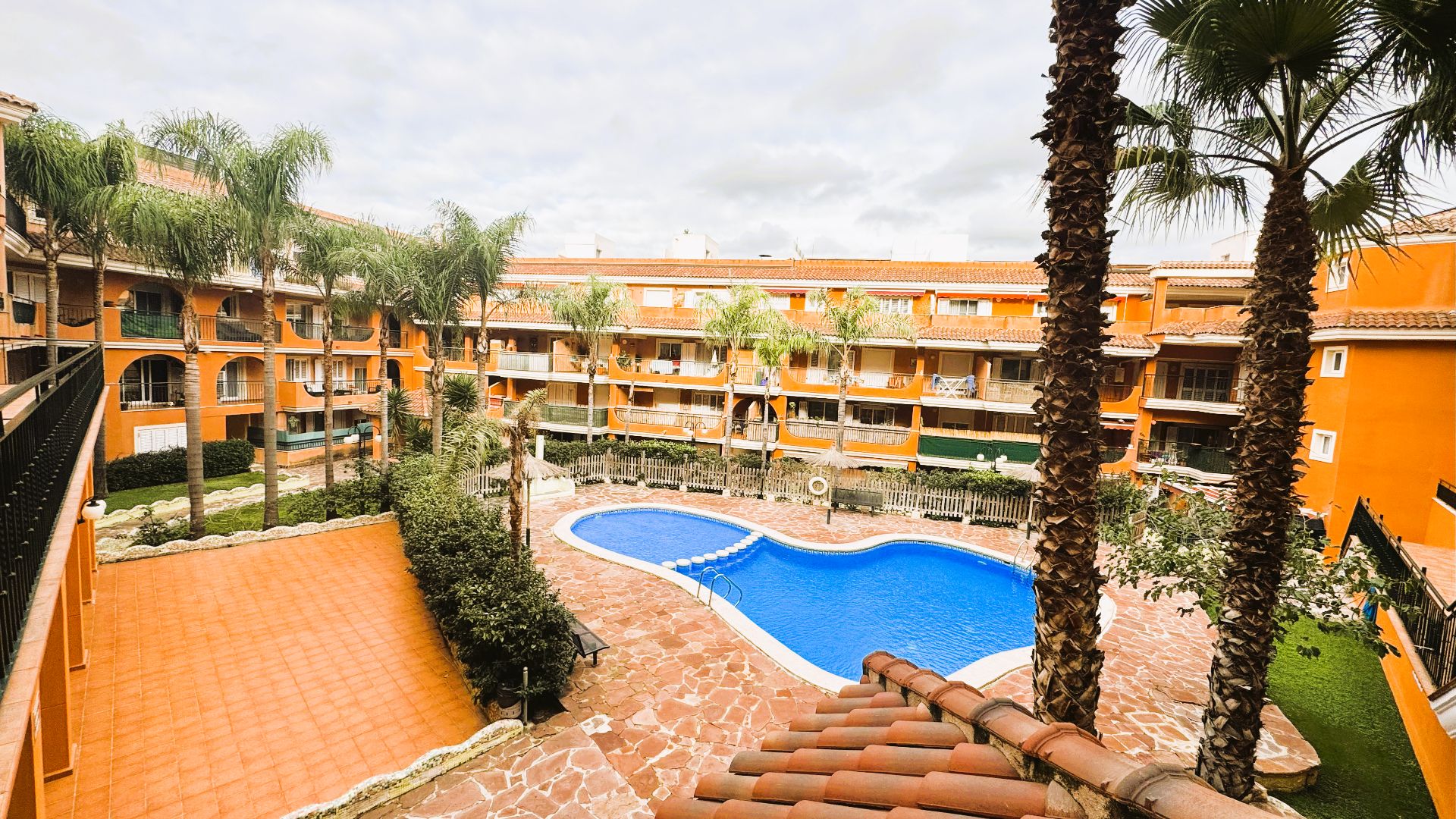 Exterior view of Attic for sale in Náquera  with Air Conditioner and Heating