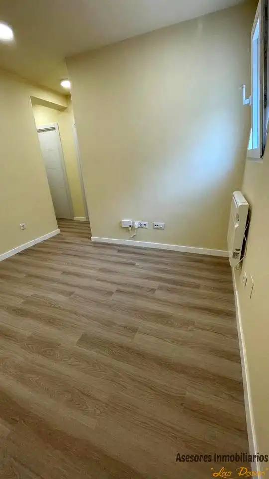 Wohnung zum Verkauf in Madrid mit Klimaanlage und Heizung