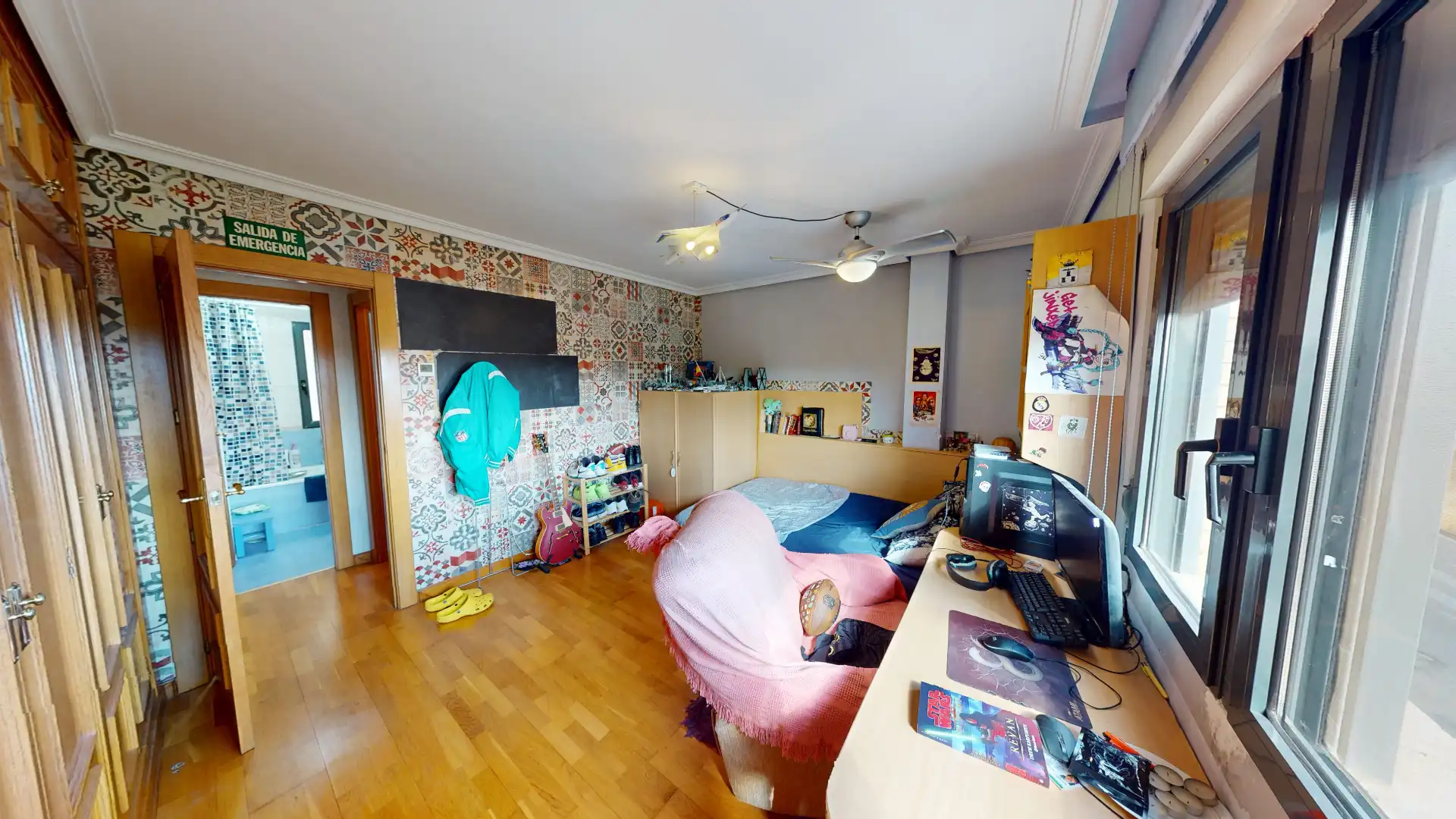Habitación de Casa adosada en venta en Albacete con Aire acondicionado, Calefacción y Parquet