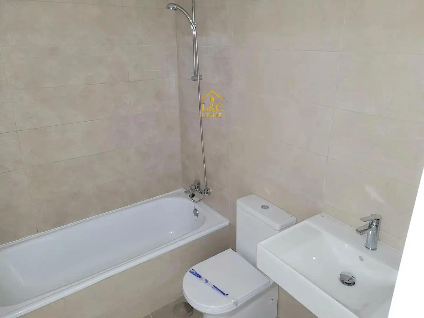 Bany de Pis en venda en Arganda del Rey amb Calefacció, Terrassa i Traster