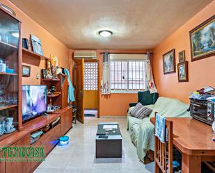 Living room of Flat for sale in Roquetas de Mar