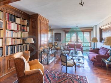 Maisonette mit Aufzug zum Verkauf in Calle Catedrático Francisco Beceña