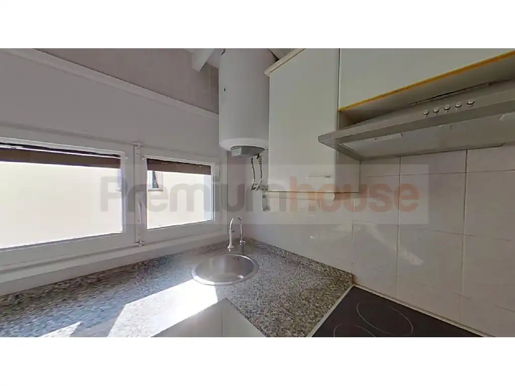 Cuina de Apartament en venda en Salou amb Balcó