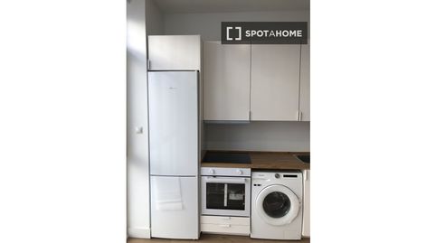 Foto 4 de Piso de alquiler en Pueblo Nuevo, Madrid Capital