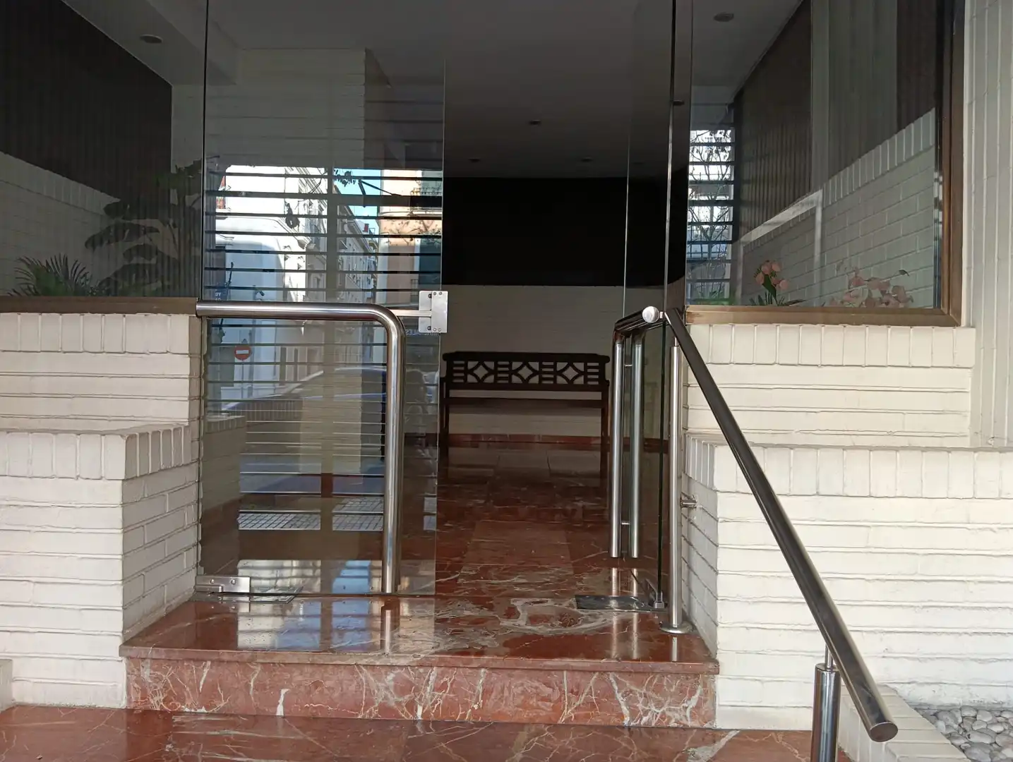 Flat for sale in Sevilla  with Air Conditioner, Terrace and Balcony