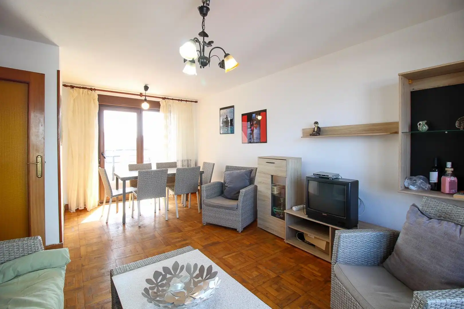 Sala de estar de Piso de alquiler en Santander con Calefacción, Parquet y Terraza