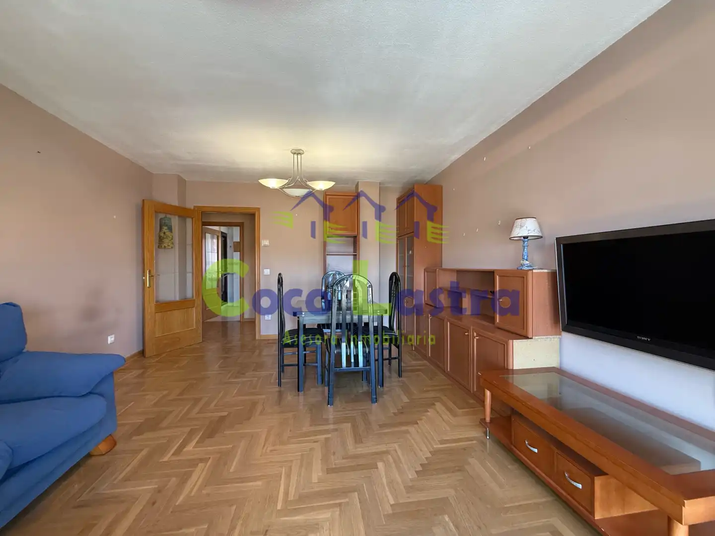 Sala de estar de Piso en venta en Santa Marta de Tormes con Calefacción y Parquet
