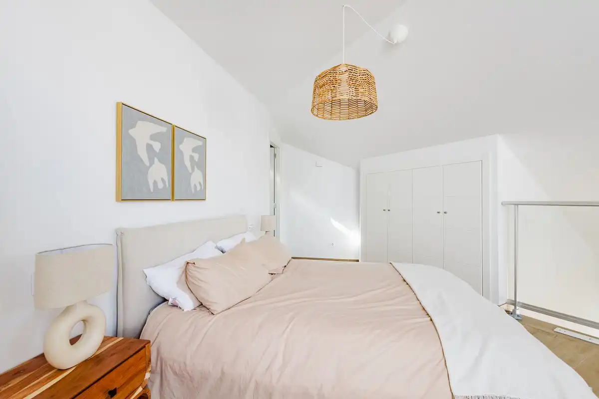 Schlafzimmer von Maisonette zum Verkauf in Málaga mit Klimaanlage, Heizung und Terrasse