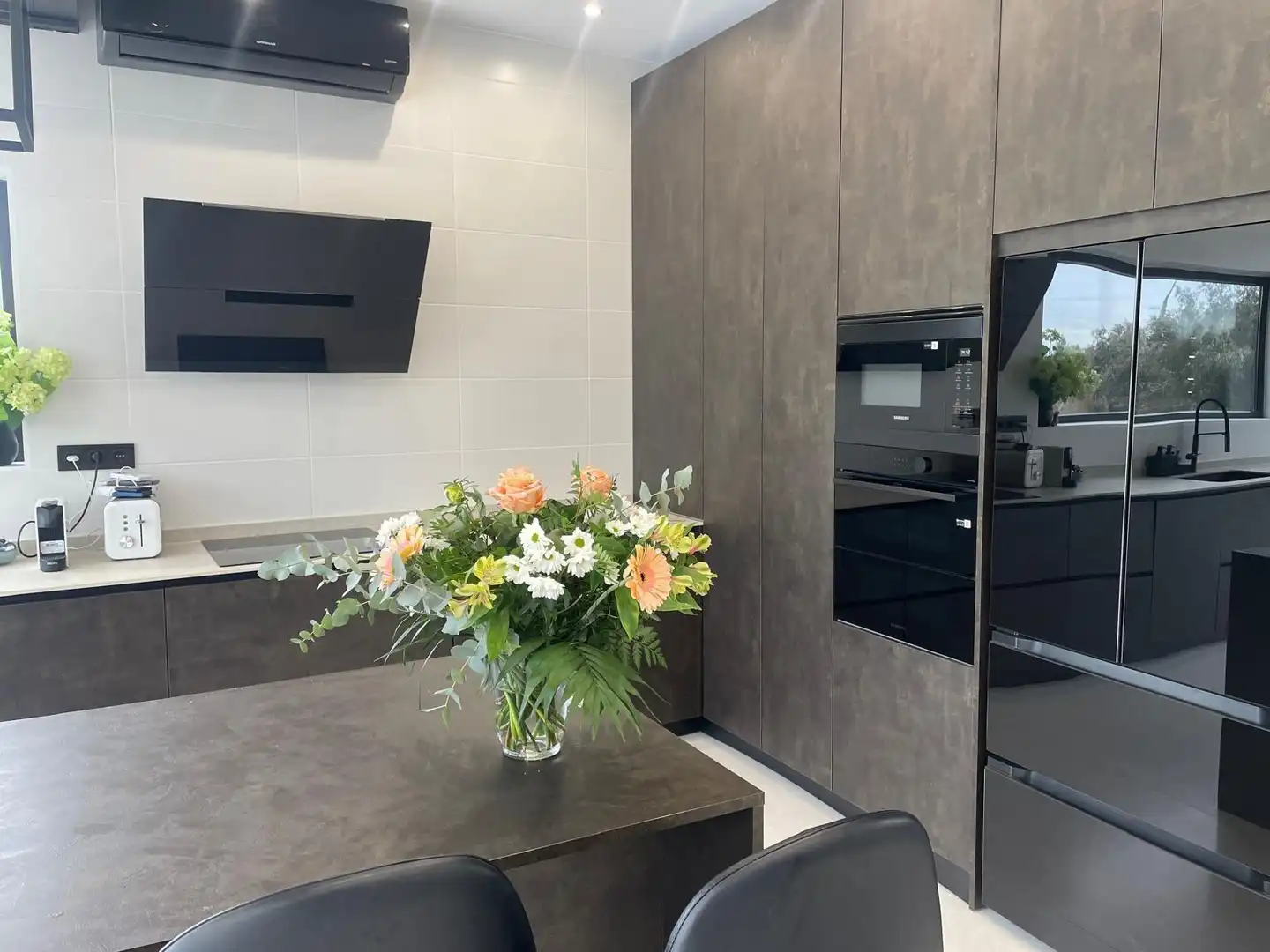 Cuina de Casa o xalet en venda en Elche / Elx amb Aire condicionat, Terrassa i Traster