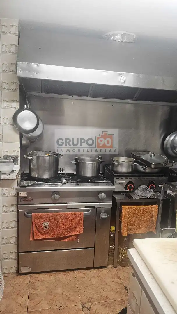 Cocina de Local de alquiler en Valencia con Amueblado