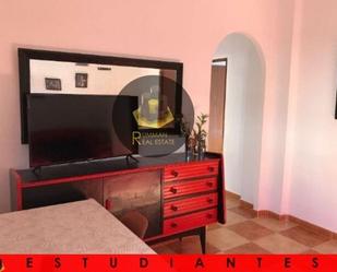 Bedroom of Flat to rent in  Granada Capital